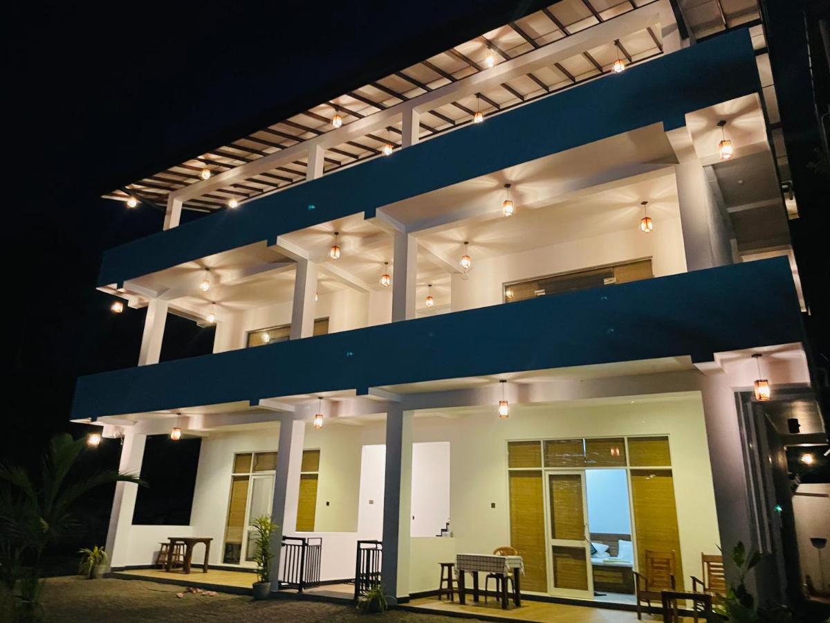 Dk Zur Einkenr Hotel Ahangama Ngoại thất bức ảnh