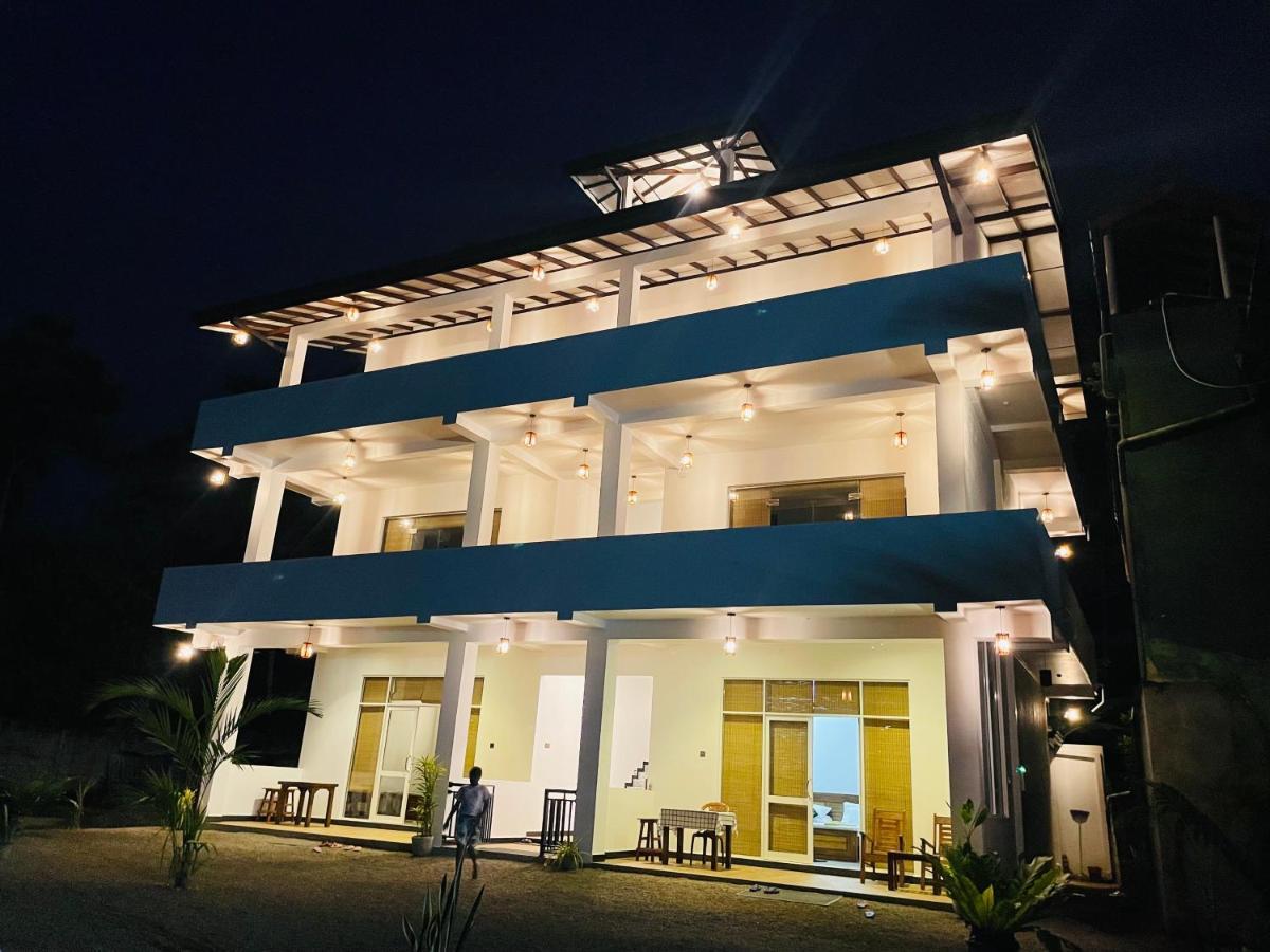 Dk Zur Einkenr Hotel Ahangama Ngoại thất bức ảnh
